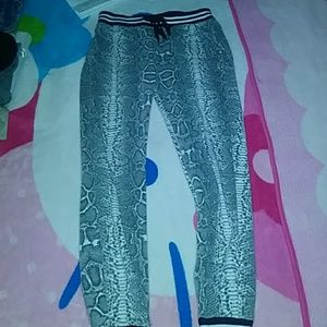 Camo joggers/sweat pants